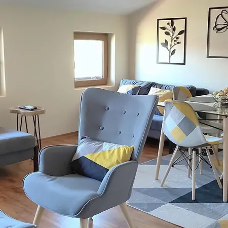 Mountain Delight, Bansko